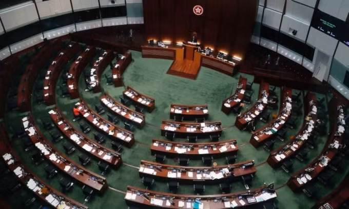 Hong Kong thông qua dự luật quốc ca Trung Quốc - Ảnh: Reuters