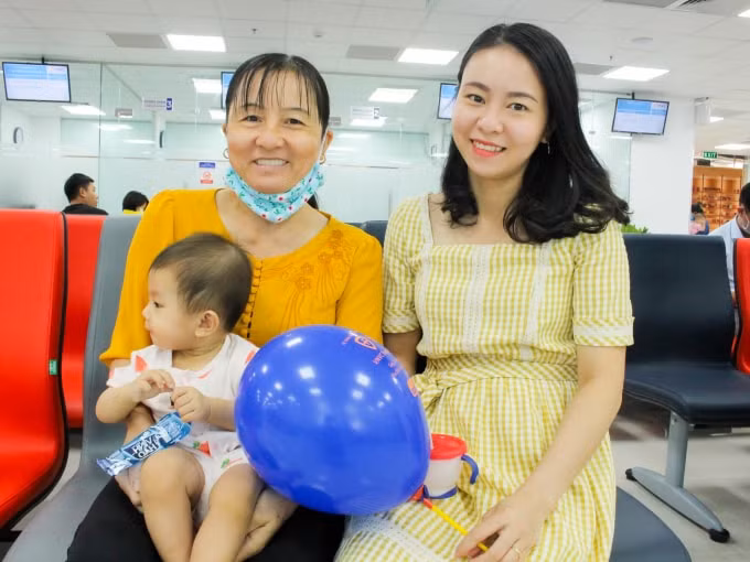 Người dân khu vực phía Nam TP.HCM trải nghiệm dịch vụ chích ngừa cao cấp, giá bình ổn tại VNVC Trung Sơn, Bình Chánh.