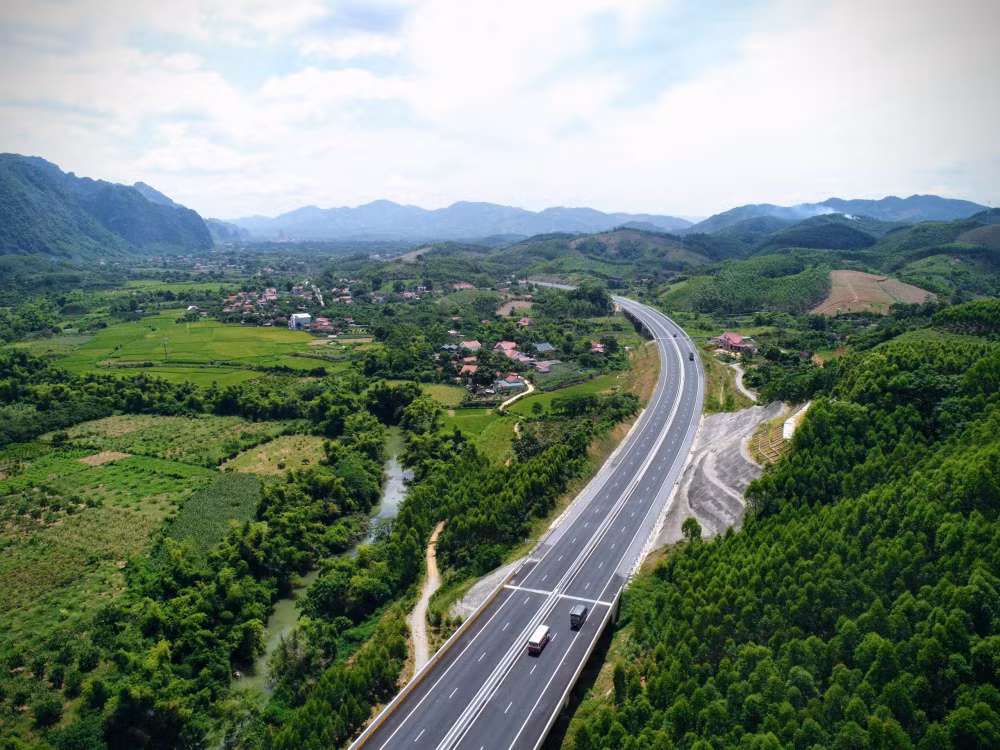 vi sao nha dau tu giao thong ganh no ngan hang hinh 1