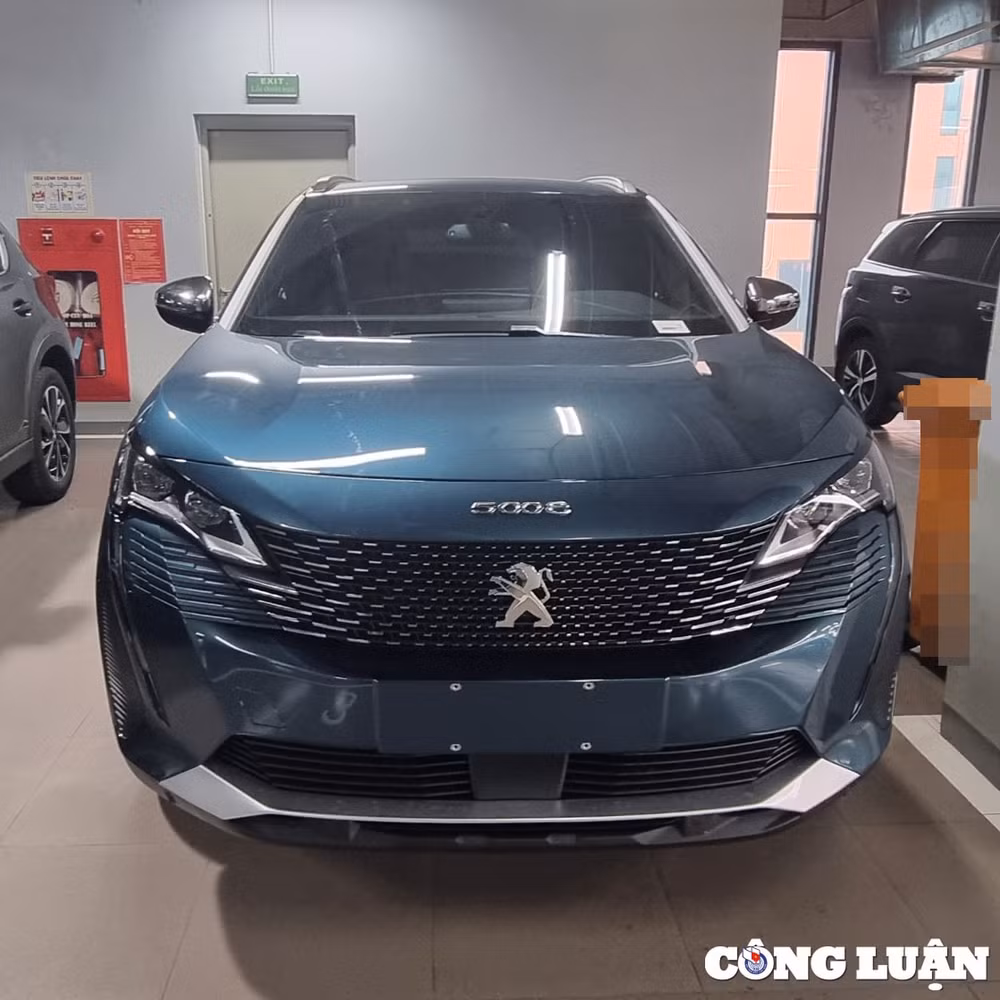 hinh anh mau suv 7 cho peugeot 5008 gt hinh 1