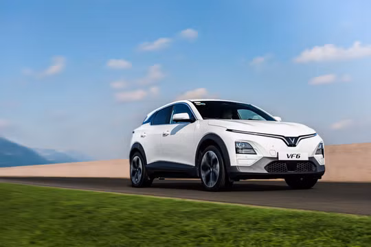 Chủ sở hữu VinFast VF 6: “Chiếc xe mang lại cho tôi cảm giác yên tâm”