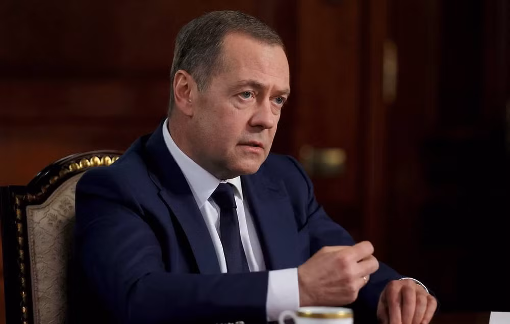 Phó Chủ tịch Hội đồng An ninh Nga Dmitry Medvedev, Thư ký Hội đồng An ninh Nga.