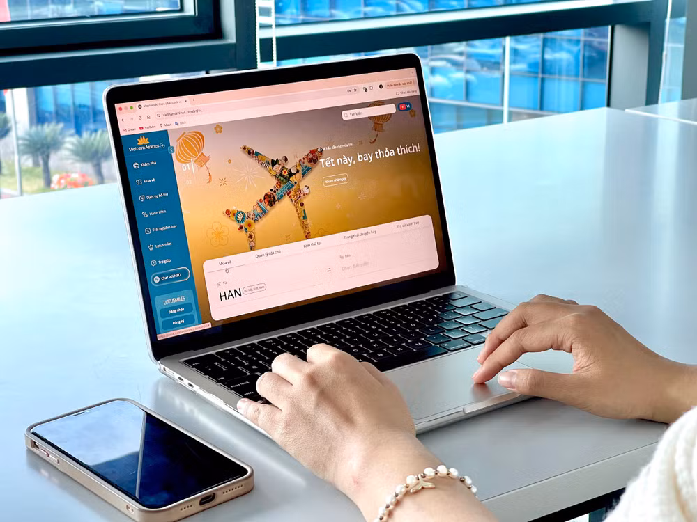 1. Vietnam Airlines chính thức ra mắt website thương mại điện tử thế hệ mới