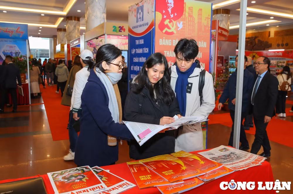 hoi bao xuan giap thin ha noi 2024 dau an cua sang tao va doi moi hinh 6