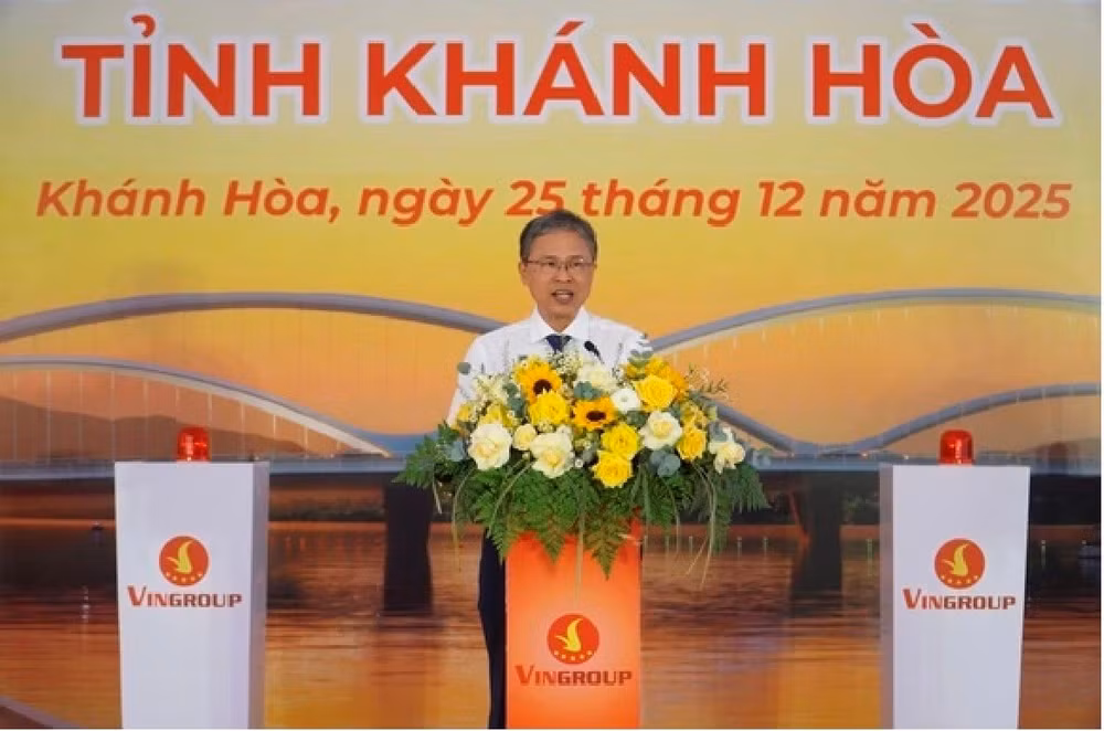 Phó Chủ tịch UBND tỉnh Trần Hòa Nam phát biểu tại buổi lễ