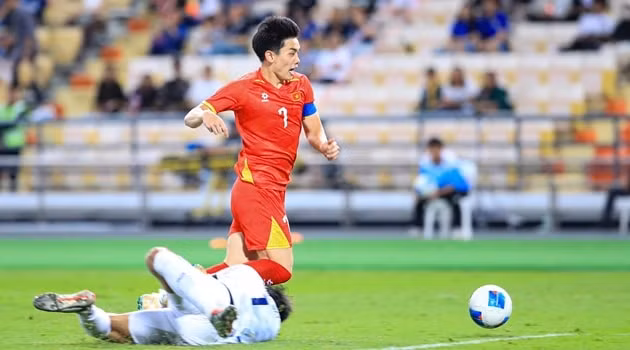 Nguyễn Đình Bắc vắng mặt tại Gala Quả bóng vàng Việt Nam 2025