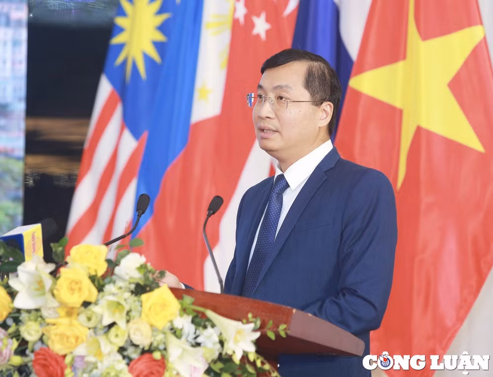 da phuong tien hoi tu de tao ra cac gia tri dot pha xu the tat yeu cua thoi dai hinh 2