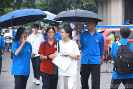 Đọc lại từng trang văn trước giờ G, học sinh Hà Nội bước vào cuộc đua lớp 10