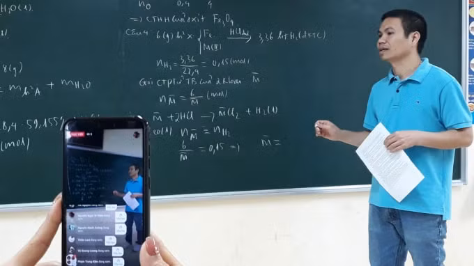 Dạy học trực tuyến đang được triển khai diện rộng trên toàn quốc (ảnh nguồn internet).