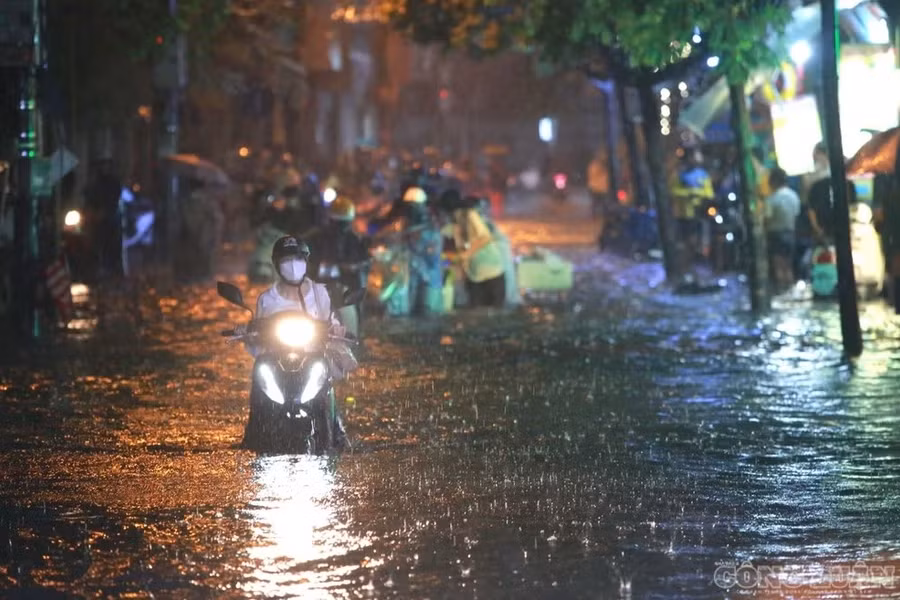 Nắng nóng kết thúc, cảnh báo lũ quét và sạt lở đất ở miền Bắc