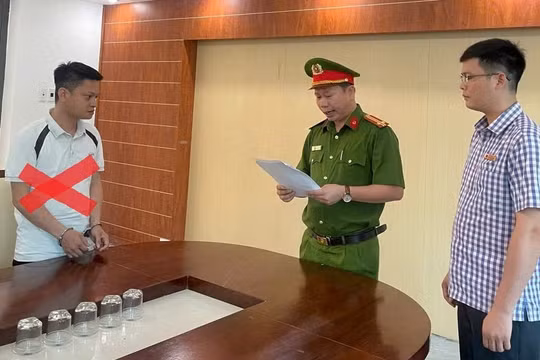 Nguyên cán bộ ban giải phóng mặt bằng lừa nhận 180 triệu đồng “chạy” chuyển đổi đất
