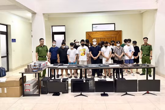 Phú Thọ: Khởi tố 21 bị can trong đường dây quảng cáo gian dối sản phẩm “Xương khớp bà Sáu”