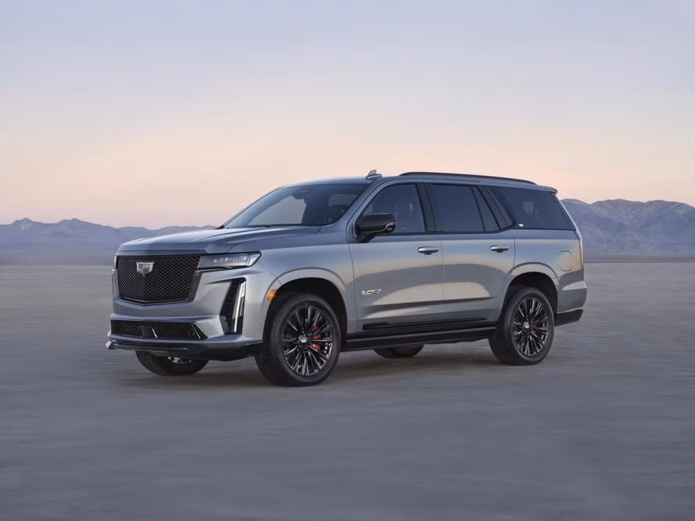 xe suv co lon cadillac esacalade v so huu suc manh 682 ma luc hinh 1