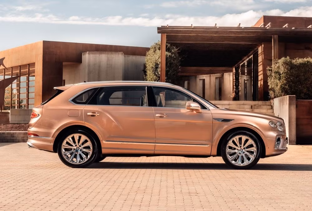 bentley ra mat bentayga phien ban truc co so keo dai nang tam dong xe suv sieu sang hinh 2