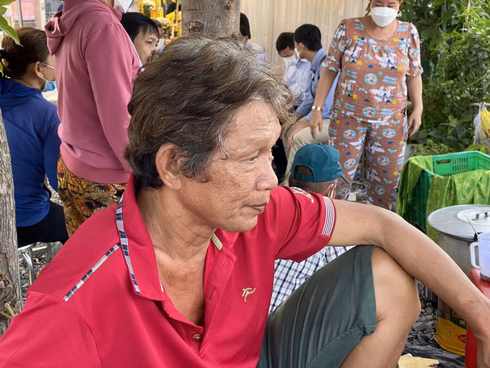 hai anh em ruot 6 tuoi va 4 tuoi roi xuong kenh tu vong o tp hcm hinh 3