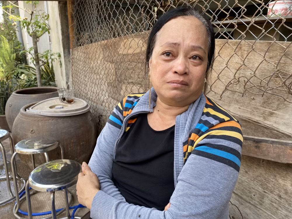 hai anh em ruot 6 tuoi va 4 tuoi roi xuong kenh tu vong o tp hcm hinh 6