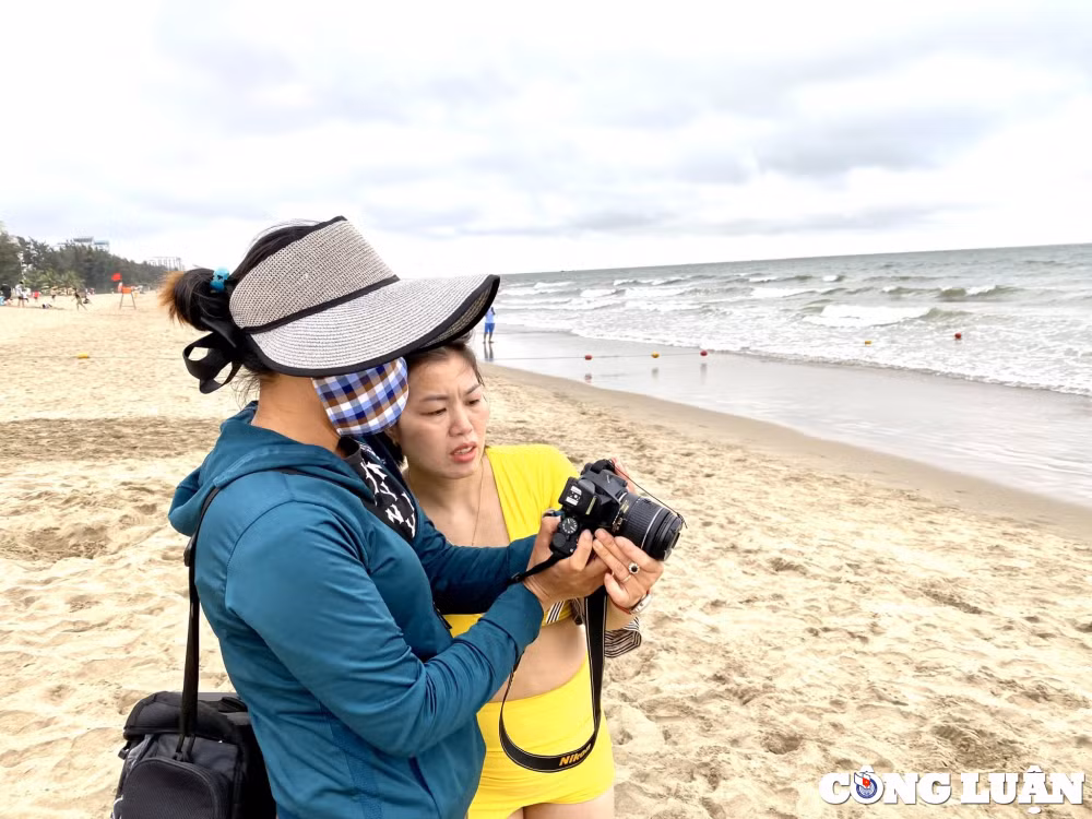 nhiep anh khong chuyen kiem tien trieu moi ngay tren bien sam son hinh 2
