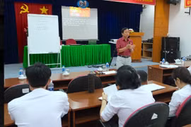 Tập huấn Kỹ năng viết bài chuyên luận bảo vệ nền tảng tư tưởng của Đảng