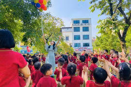 Bộ Giáo dục và Đào tạo nêu quan điểm về một số vấn đề 'nóng' của giáo dục trong năm học mới
