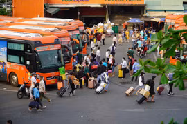 TP Hồ Chí Minh: Không lo thiếu vé tàu, xe dịp Tết Nguyên đán 2025