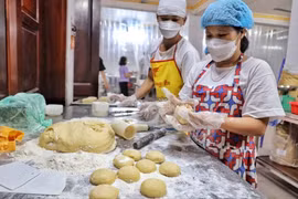 Tăng cường kiểm tra nguồn gốc nguyên liệu làm bánh Trung thu