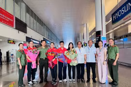 Hai xạ thủ Việt Nam về nước sau hành trình chinh phục Olympic 2024
