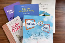 Con trai nhà thơ Xuân Quỳnh ra mắt sách 'Những ô cửa gió lộng'