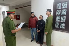 Bắt khẩn cấp tài xế xe ben chống người thi hành công vụ ở Quảng Nam
