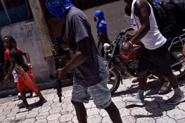 Nhiều trẻ em gia nhập các băng đảng vũ trang ở Haiti