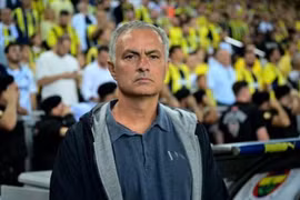 Mourinho lập kỷ lục mới