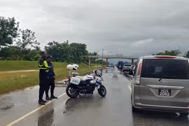 Trinidad & Tobago ban bố tình trạng khẩn cấp để đối phó bạo lực băng đảng