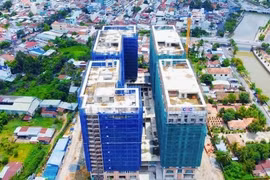 58% tài sản nằm ‘trên giấy’, Địa ốc Hoàng Quân (HQC) vừa huy động vốn thêm nghìn tỷ