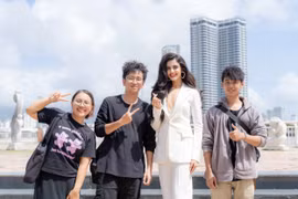Hoa hậu Hoàn vũ Ấn Độ Rhea Singha đến Đà Nẵng để quảng bá du lịch