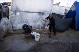 Người dân Gaza đối mặt với những mối đe dọa mới khi mùa đông đến gần