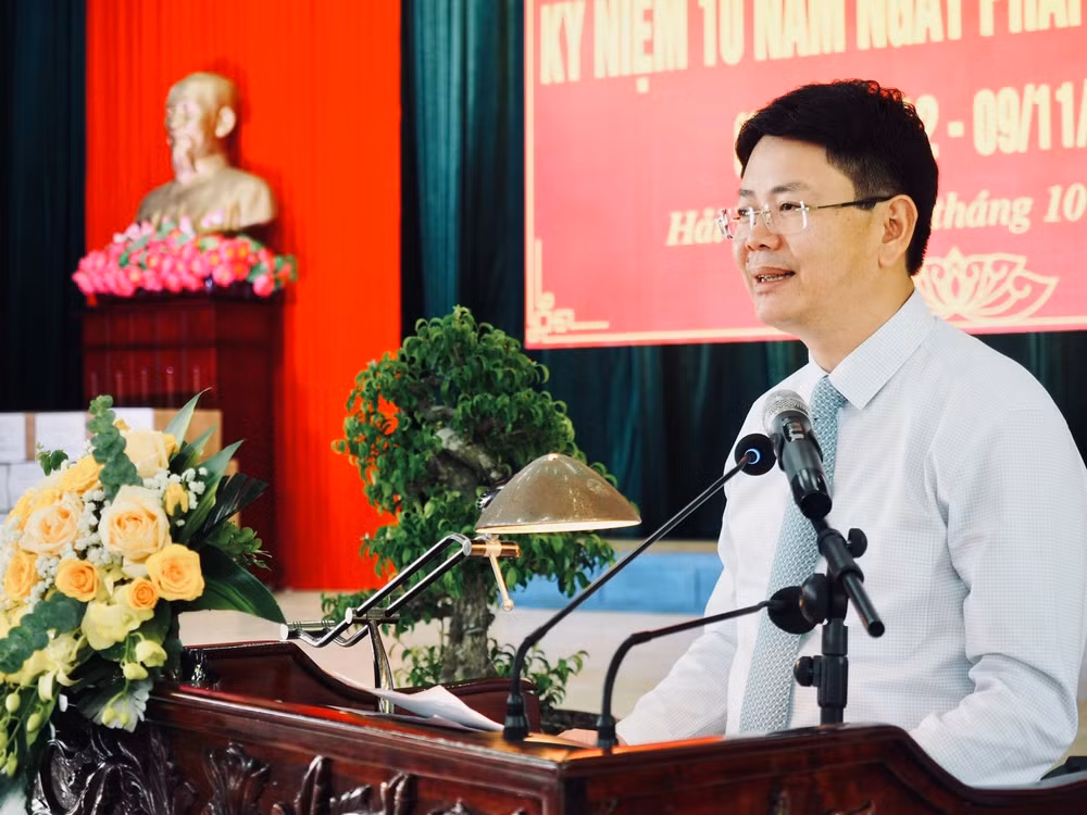 mit tinh ky niem 10 nam ngay phap luat viet nam hinh 4
