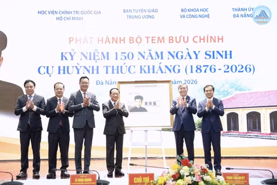 Phát hành bộ tem đặc biệt kỷ niệm 150 năm Ngày sinh cụ Huỳnh Thúc Kháng: Khắc ghi dấu ấn một nhân cách lớn