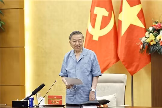 Thông qua dự thảo Báo cáo kết quả kiểm tra, giám sát (đợt 2) đối với Ban Thường vụ Thành ủy Hà Nội