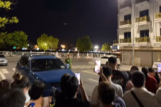 Công an xuất hiện tại trụ sở công ty của Hải Sapa TV ở Lào Cai