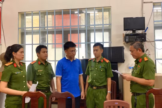 Bắt giám đốc chi nhánh Tập đoàn Tiến Thịnh Phát sản xuất nước yến giả