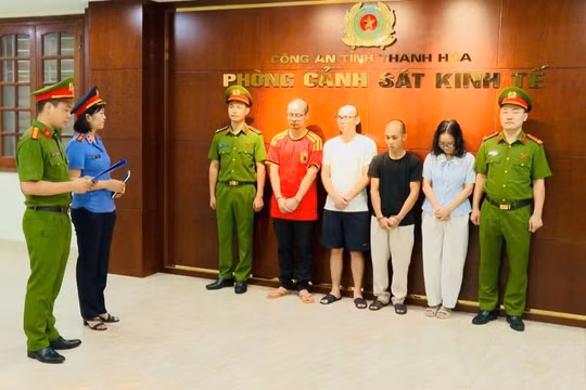 Buôn lậu xe điện ba bánh xuyên biên giới, 4 đối tượng bị khởi tố