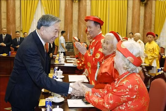 Tổng Bí thư, Chủ tịch nước Tô Lâm: Khơi dậy tinh thần 'Tuổi cao - Gương sáng' trong giai đoạn phát triển mới