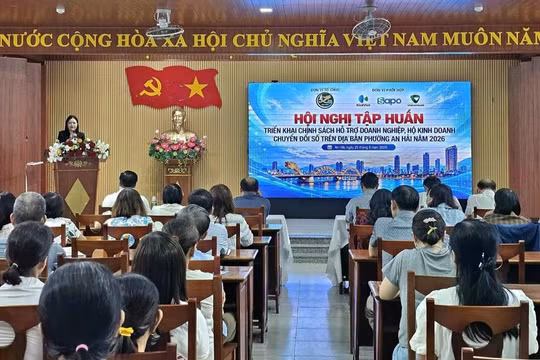Đà Nẵng: Mang 'công cụ số' gõ cửa từng hộ kinh doanh, định hình bản đồ bán lẻ hiện đại
