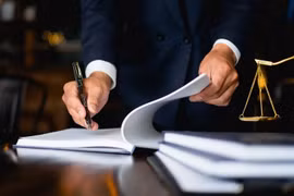 Không xét thi đua, khen thưởng nếu không hoàn thành nhiệm vụ xây dựng, ban hành văn bản
