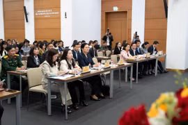 Hà Nội rộn ràng chuẩn bị cho ngày hội của toàn dân