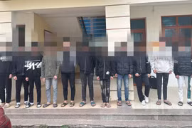 Dùng hung khí để giải quyết mâu thuẫn, nhóm học sinh ở Thái Nguyên bị khởi tố