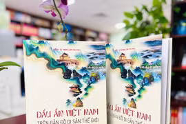 Ra mắt sách ' Dấu ấn Việt Nam trên bản đồ di sản thế giới'