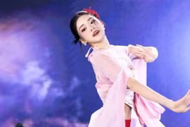 Hành trình chinh phục vương miện Miss World Vietnam 2025 của Phan Phương Oanh