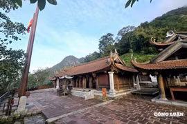 Đề xuất dừng thu phí tham quan danh thắng Yên Tử trong 3 năm