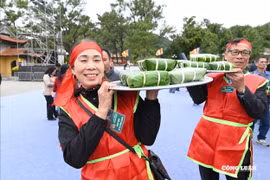 Độc đáo Hội thi Bánh chưng, Bánh giầy