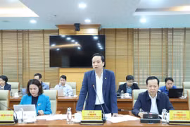 Chủ tịch tỉnh Cao Bằng: Yêu cầu không được chậm trễ tiến độ dự án Trường nội trú liên cấp biên giới